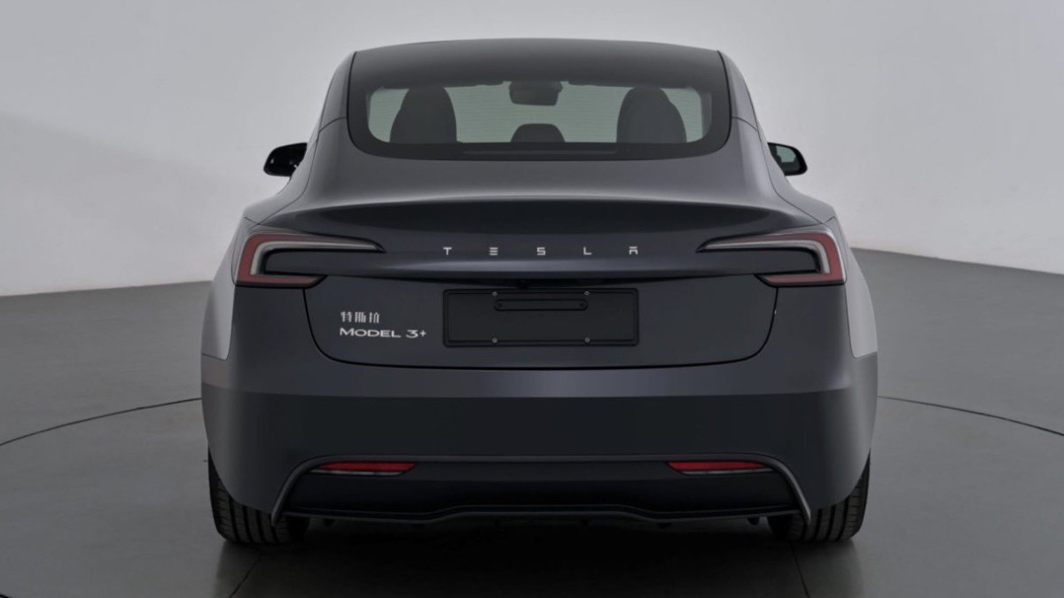Koncept vozu Tesla Model 3+