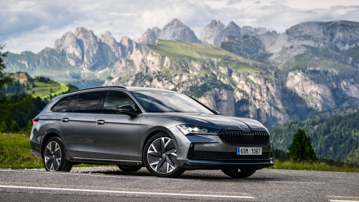 Škoda Superb Combi IV