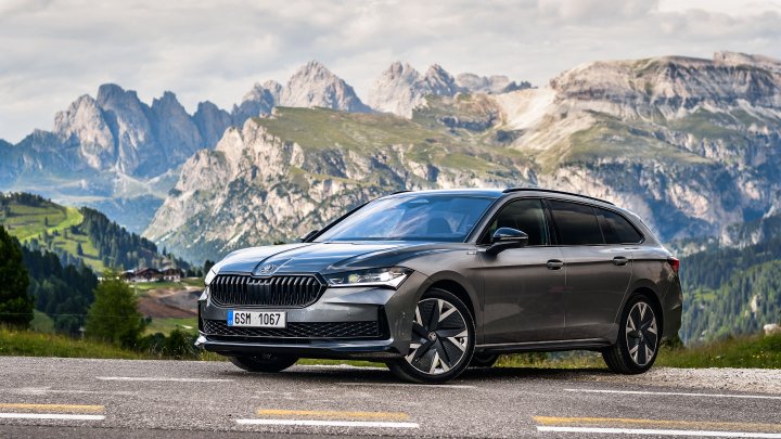 Škoda Superb Combi IV