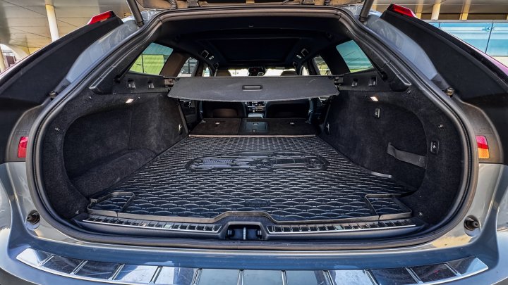 Volvo V90 Cross Country