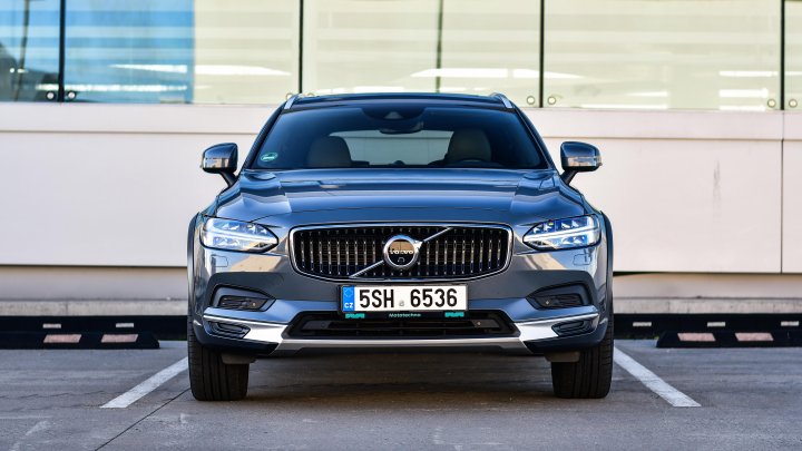 Volvo V90 Cross Country