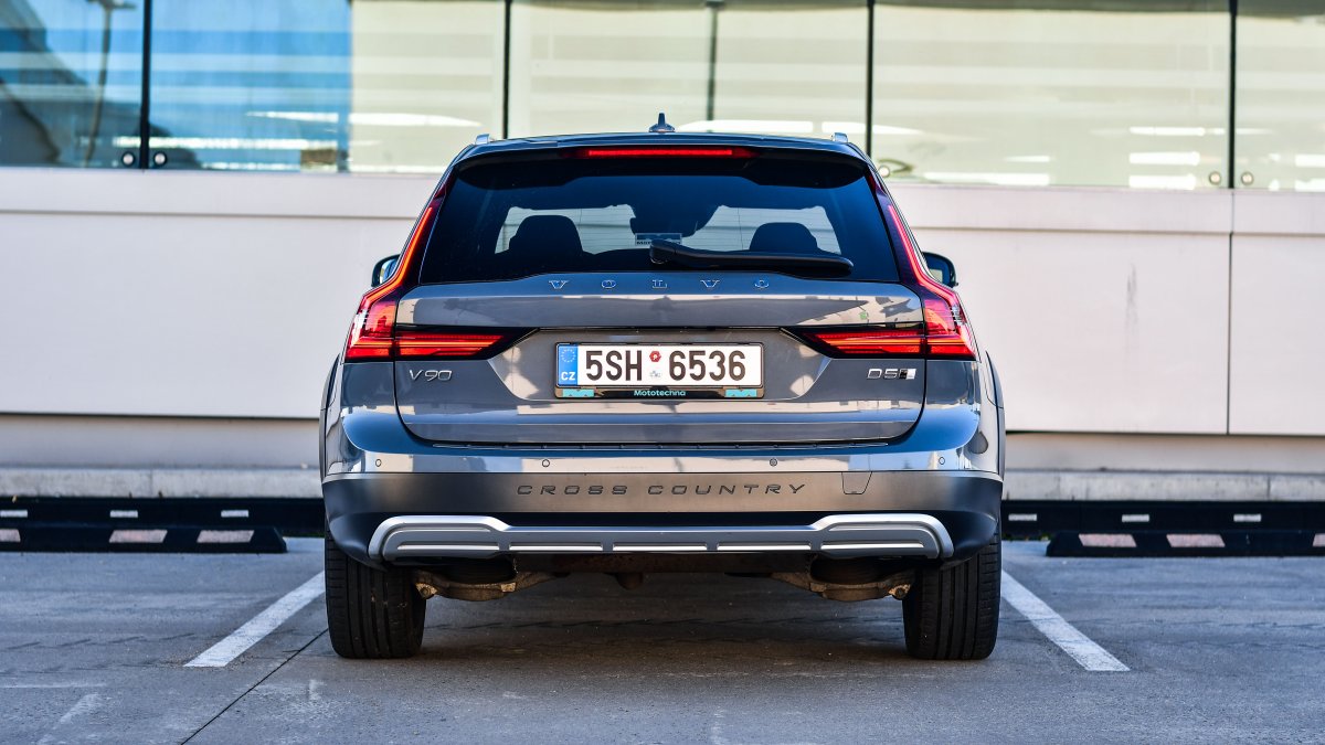 Volvo V90 Cross Country