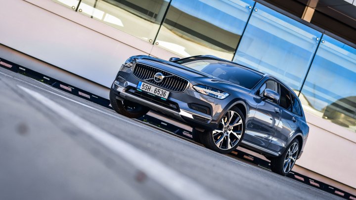 Volvo V90 Cross Country
