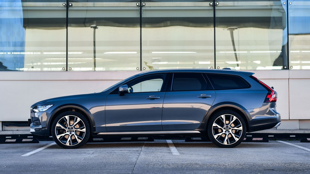 Volvo V90 Cross Country