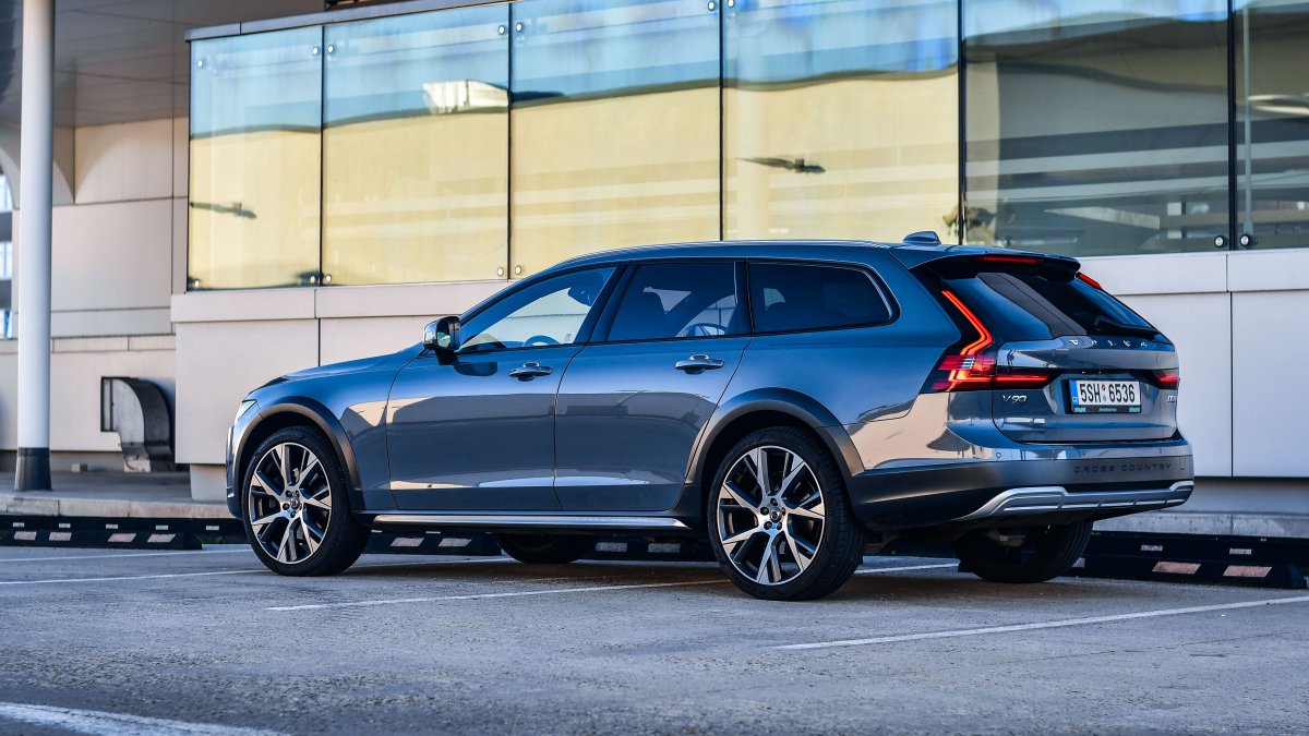 Volvo V90 Cross Country