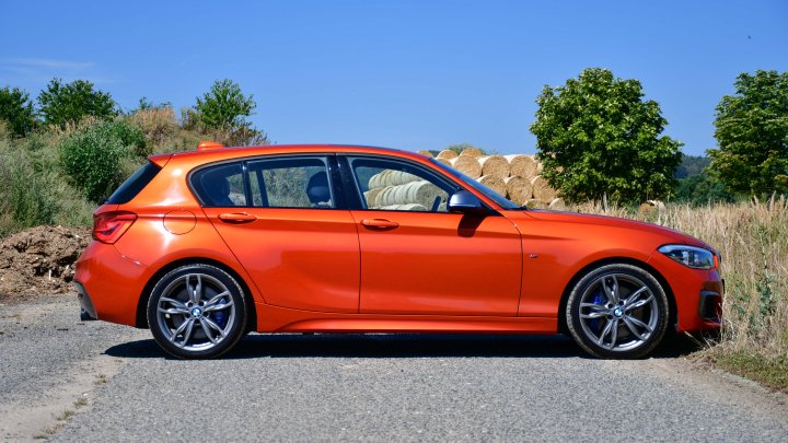 BMW M140i