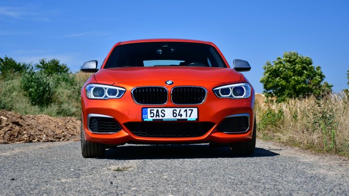 BMW M140i