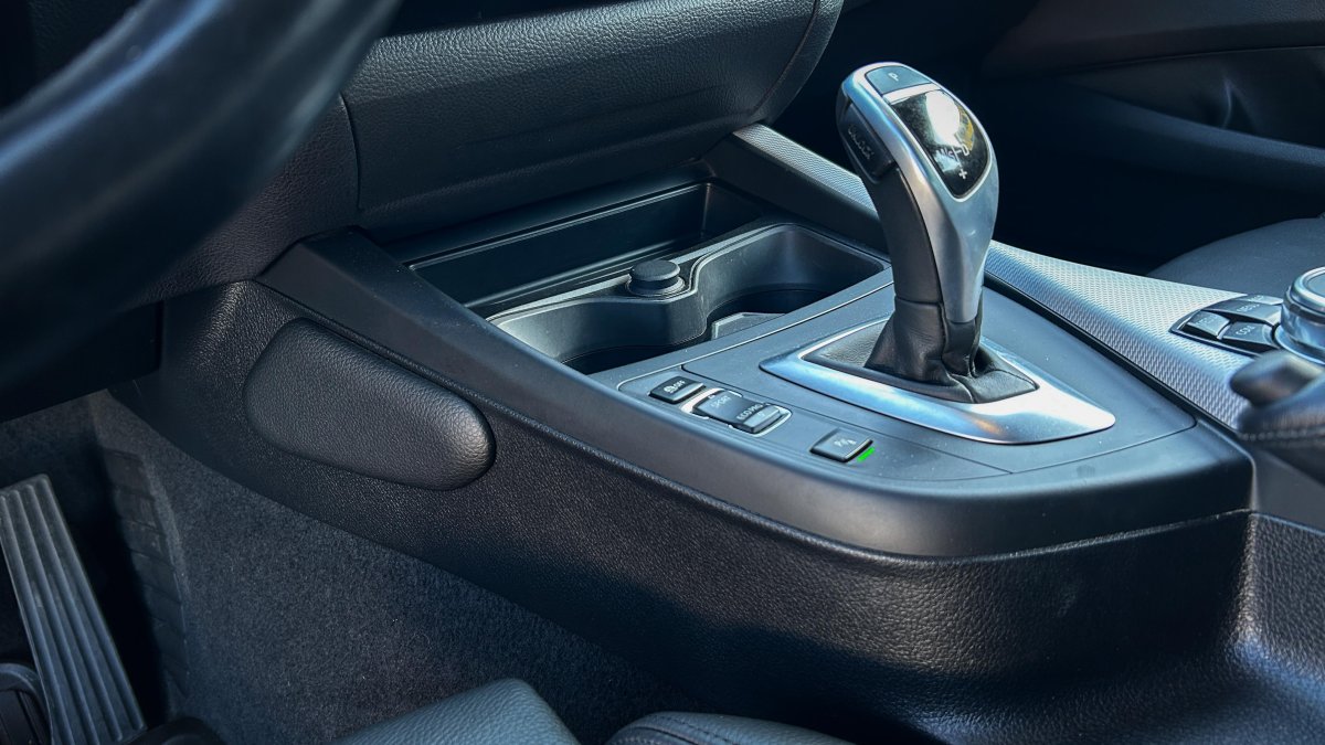 BMW M140i