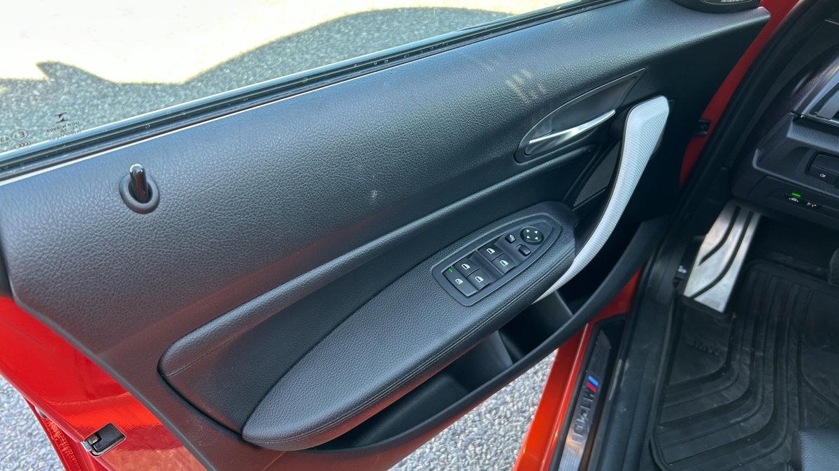 BMW M140i