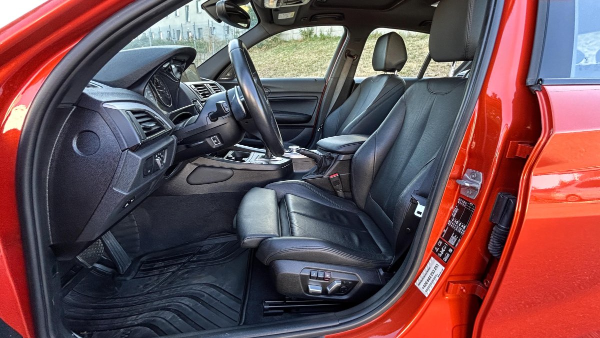 BMW M140i