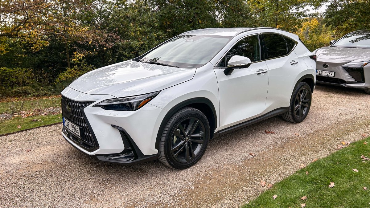 Lexus