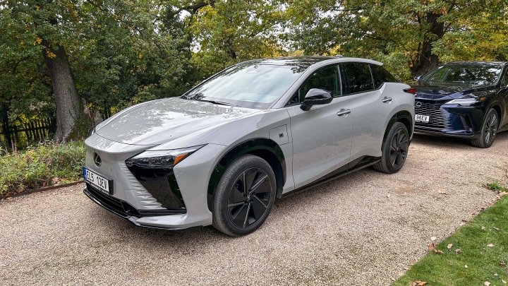 Lexus